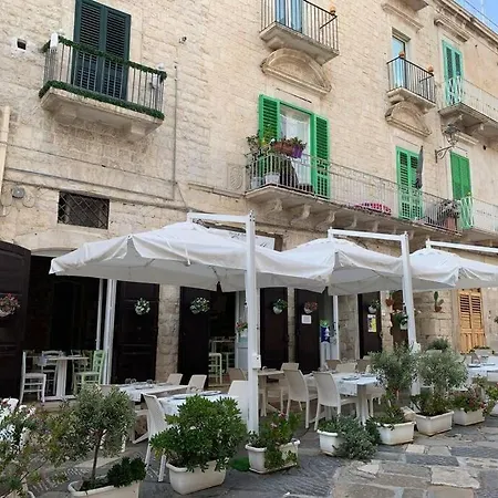 Casa Vacanza Raggio Di Sole Giovinazzo Exterior photo